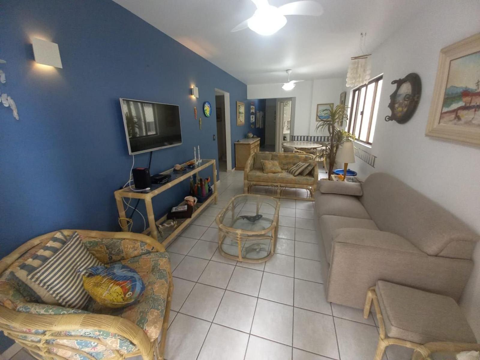 Apartamento Quadra Mar - Barra Sul 3 Q - - Sc *